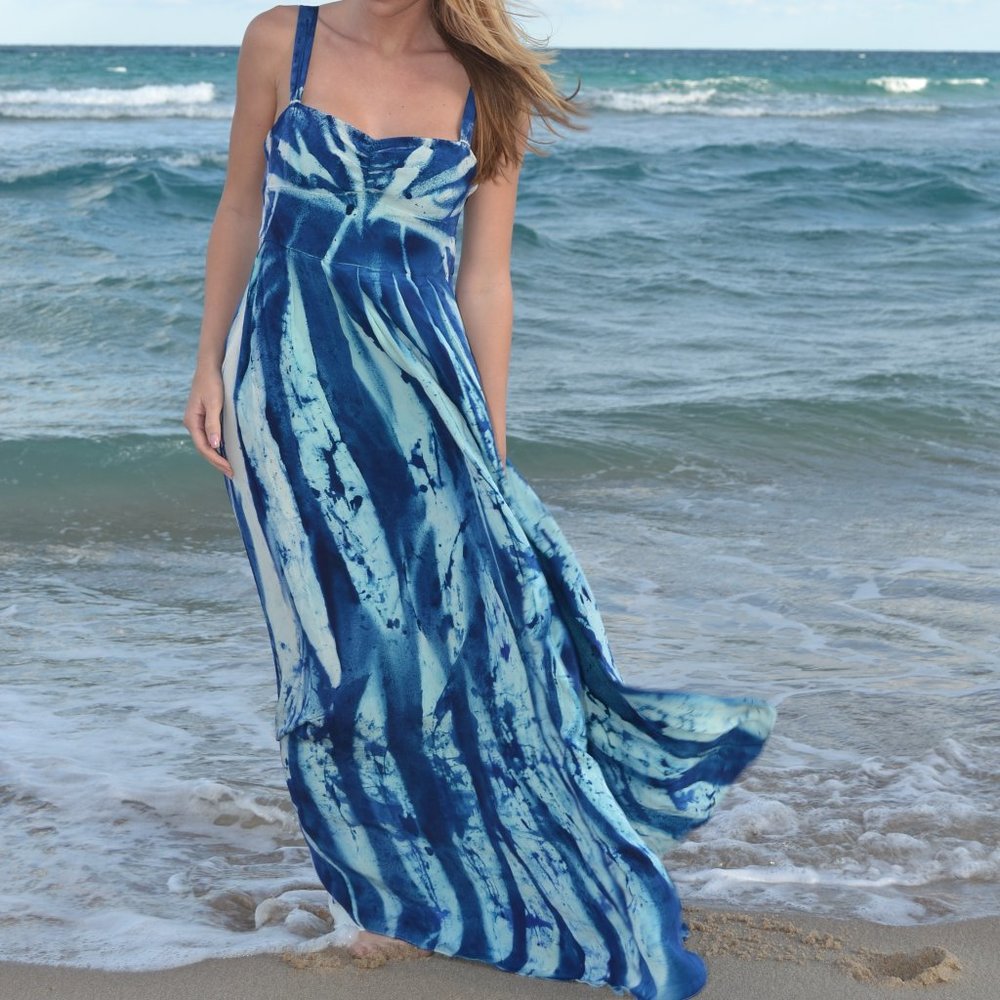 NEW  long Maxi dress Blue white maternity wedding bridesmaid 4 6 8 beach resort